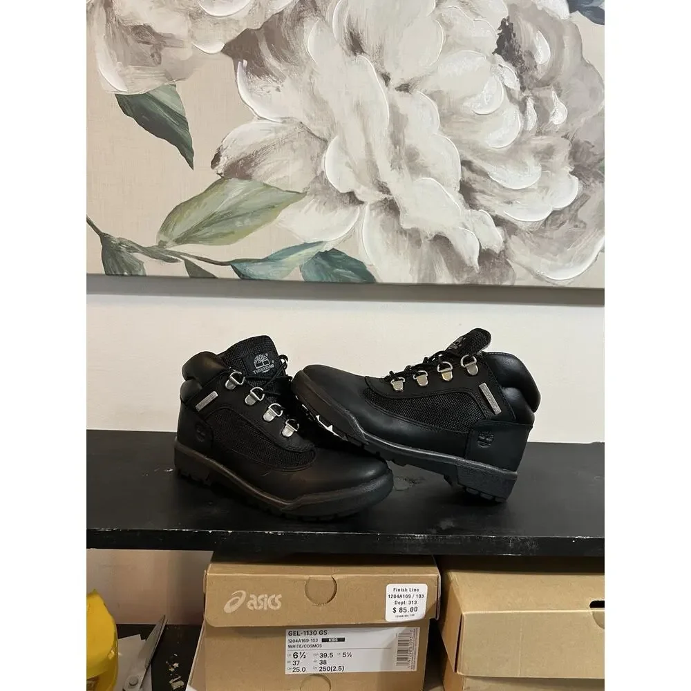 Size 3y- Timberland Youth's Waterproof Field Boots (PS) Black